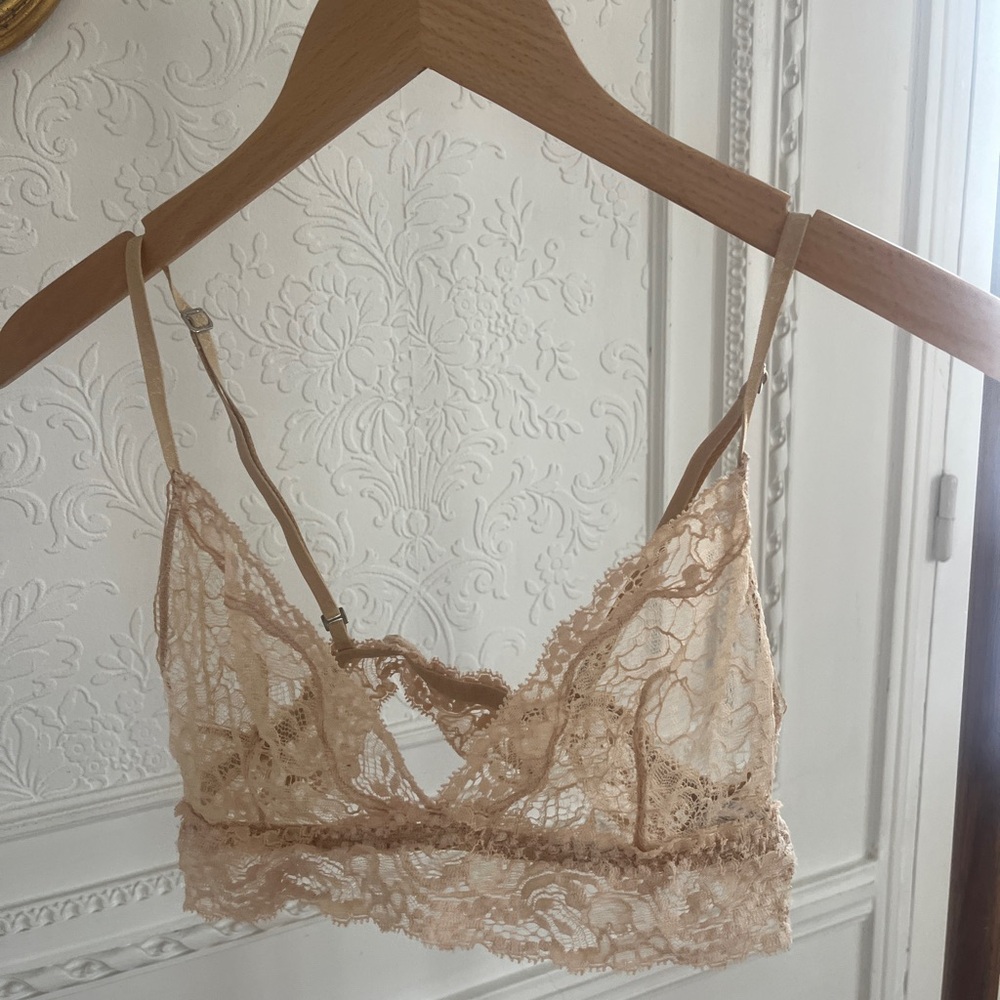 Lace Bralette in Cream